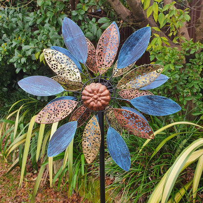 Lacey Daisy Wind Spinner