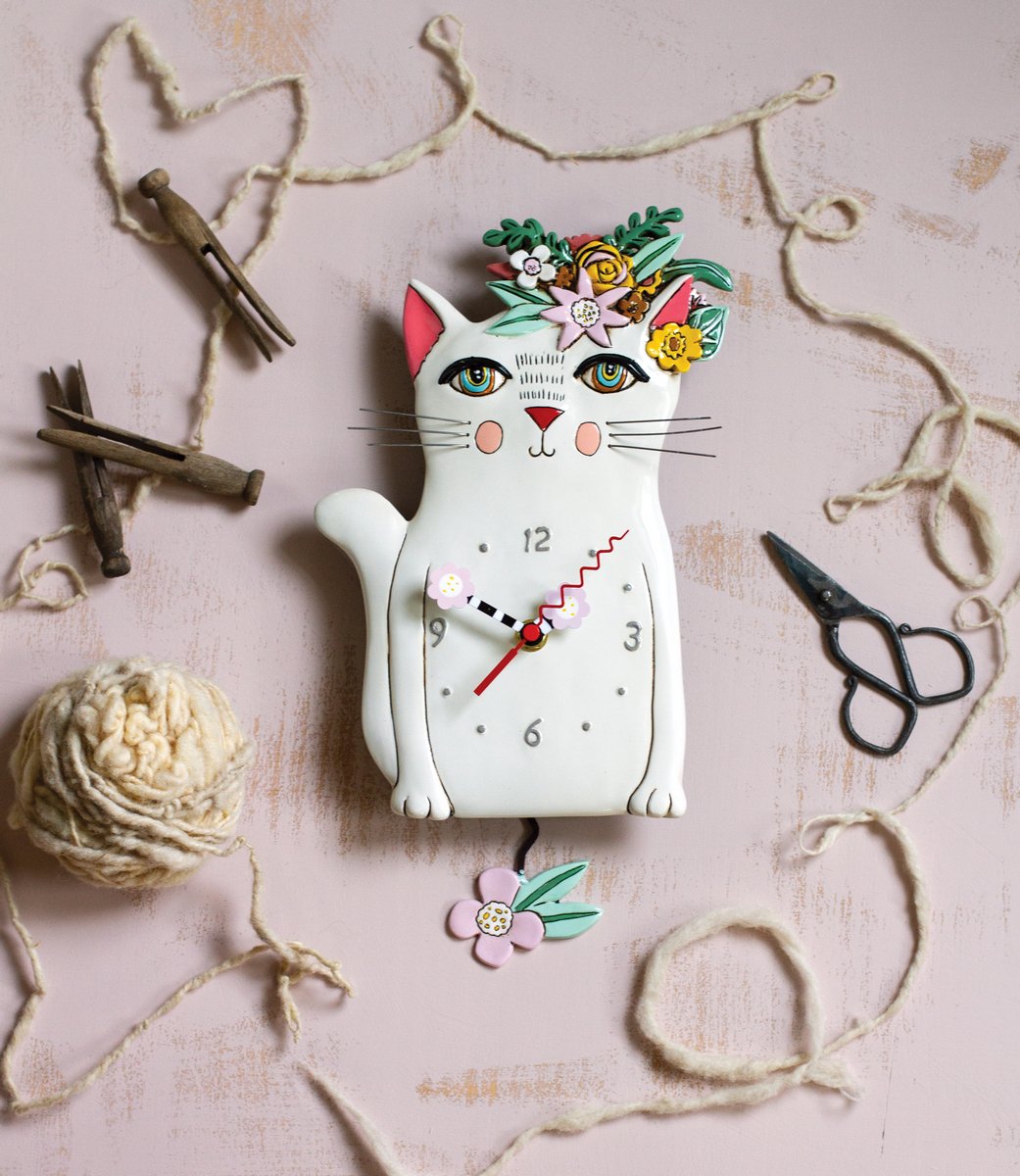 Pretty Kitty - Pendulum Wall Clock